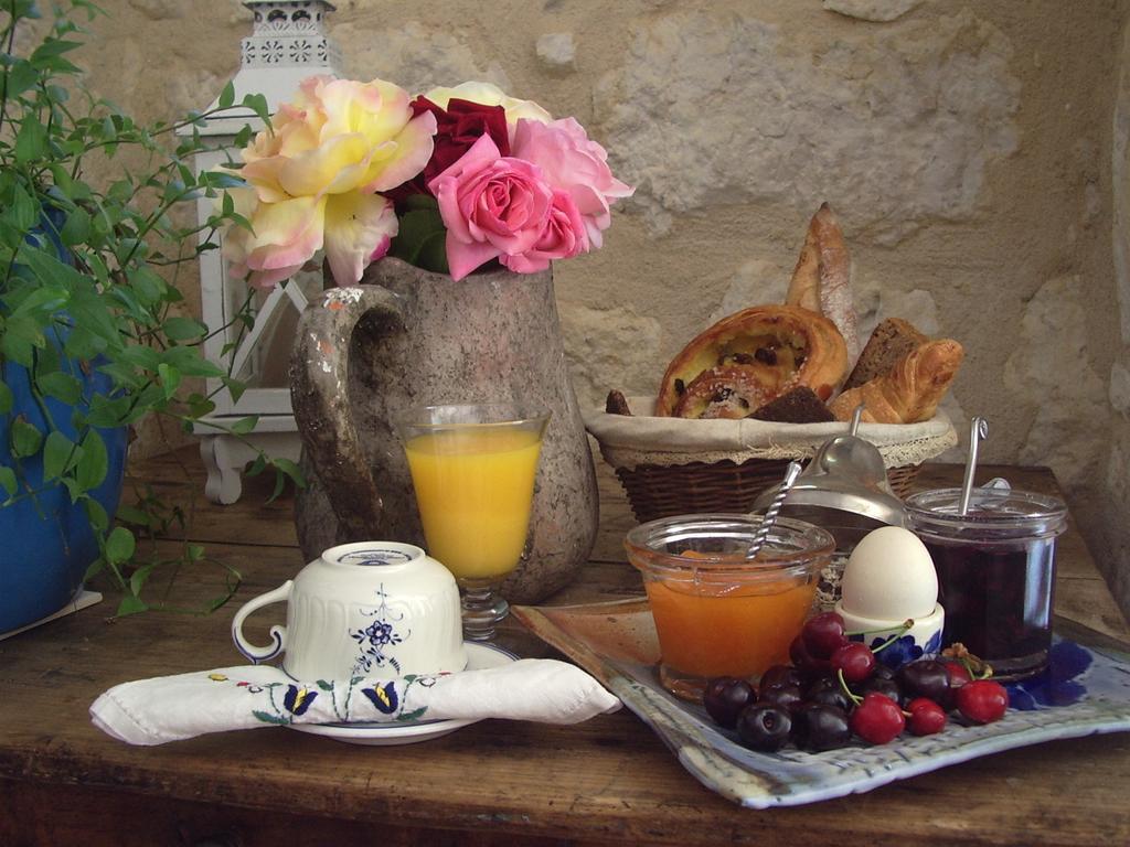 Bastida De Beata Bed & Breakfast Noailles  Luaran gambar