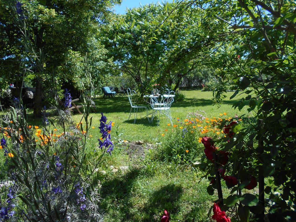 Bastida De Beata Bed & Breakfast Noailles  Luaran gambar