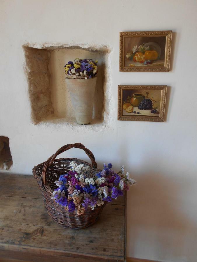 Bastida De Beata Bed & Breakfast Noailles  Luaran gambar